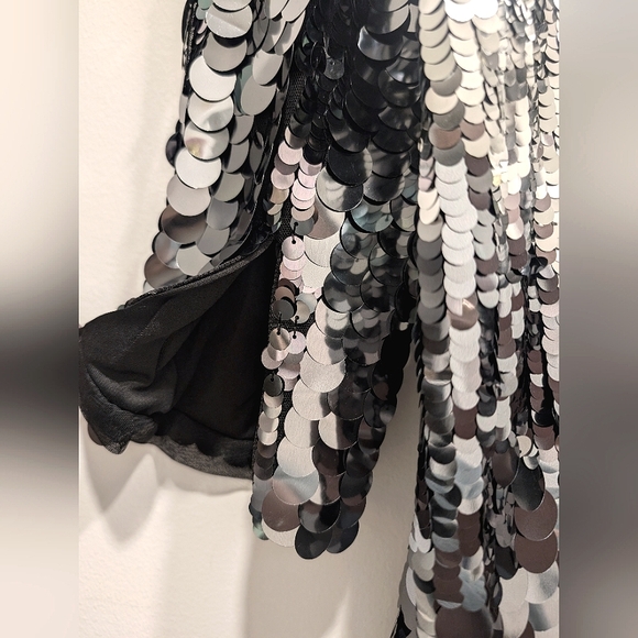Sequined Party Dress - Picture 7 of 10